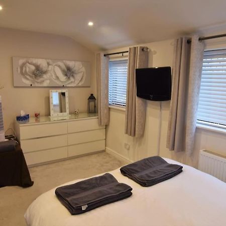 Mikes At Menai - Stylish & Spacious 3 Bed House In Menai Bridge. Экстерьер фото