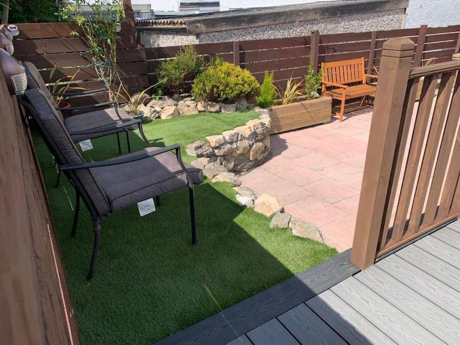 Mikes At Menai - Stylish & Spacious 3 Bed House In Menai Bridge. Экстерьер фото