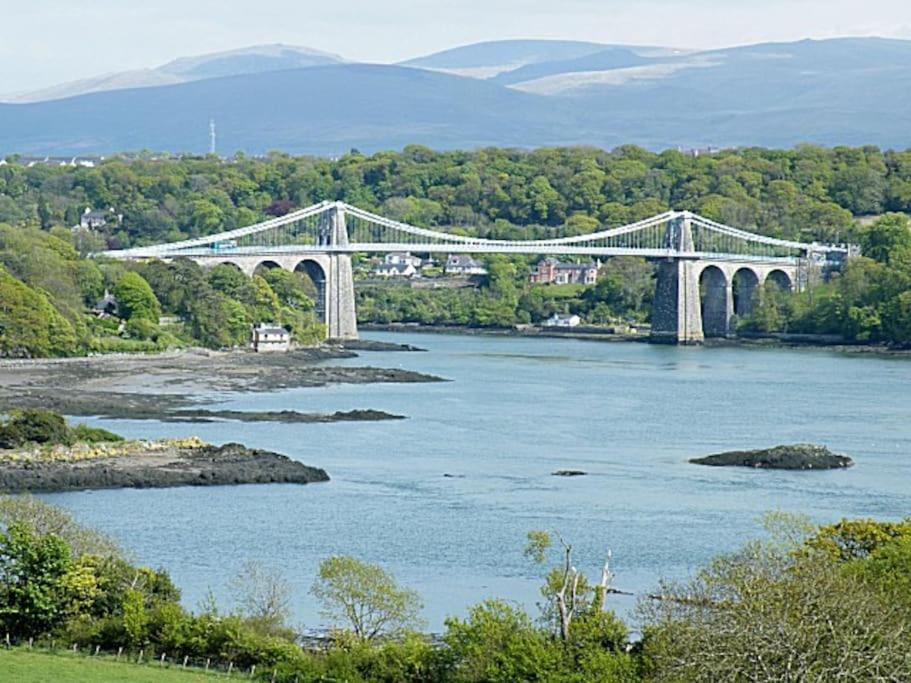Mikes At Menai - Stylish & Spacious 3 Bed House In Menai Bridge. Экстерьер фото